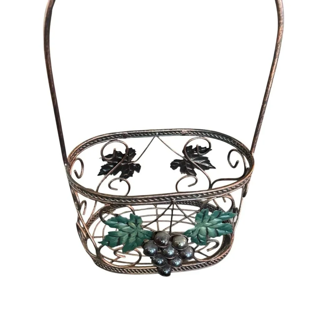 14” Tall Metal Basket With Grapes And Grape Vines Winery‎